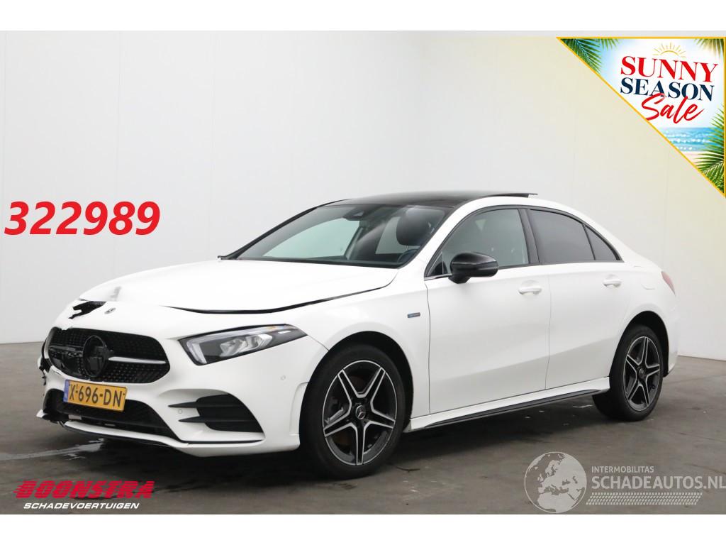 Mercedes A-klasse 250 e AMG Limited Pano Navi SHZ PDC AHK