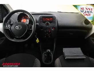 Toyota Aygo 1.0 VVT-i x-fun Airco Cruise picture 15