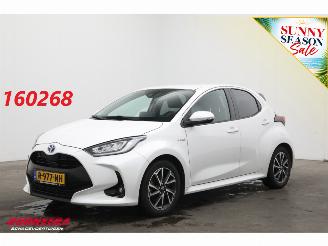 Toyota Yaris 1.5 Hybrid Dynamic ACC Clima SHZ Camera PDC picture 1