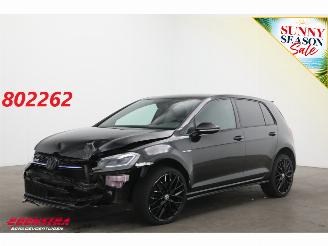 Damaged car Volkswagen Golf 1.4 TSI GTE LED ACC Virtual Camera PDC 2017/9