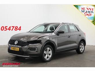 Volkswagen T-Roc 1.5 TSI Sport ACC Navi Airco Virtual Bluetooth AHK 2018/4