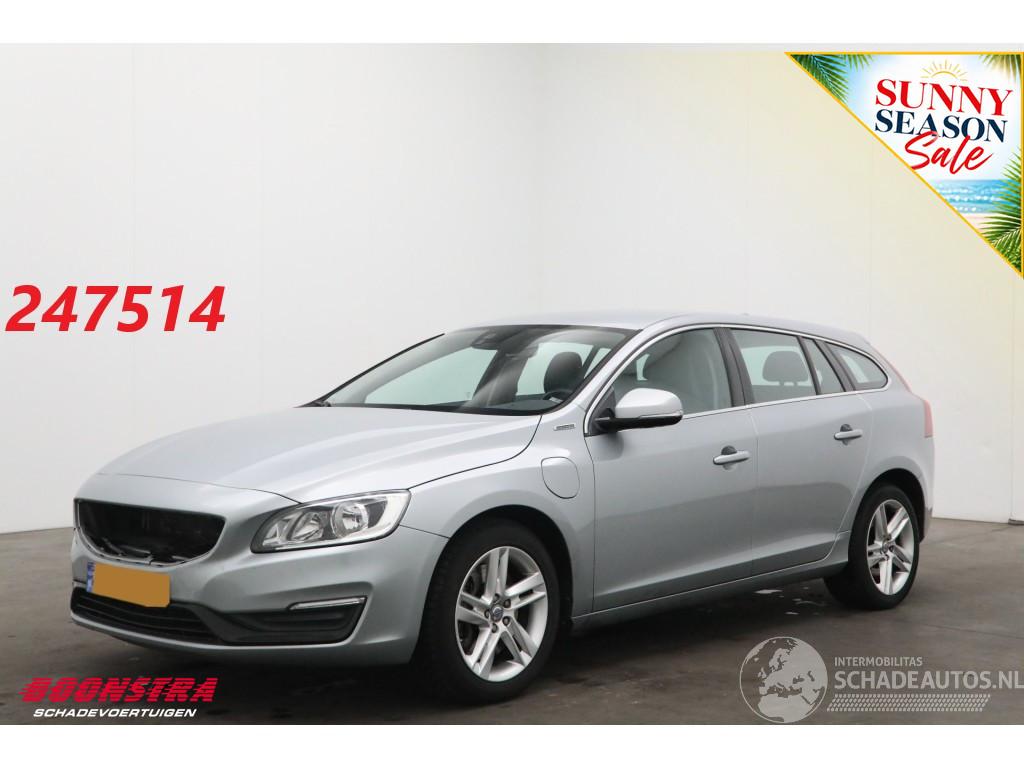 Volvo V-60 2.4 D6 AWD Plug-In Hybrid Summum H/K Cruise Navi Clima Leder PDC