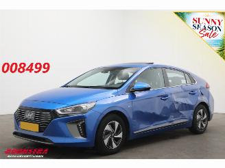 Schadeauto Hyundai Ioniq 1.6 GDi First Edition Schuifdak ACC Memory Infinity Leder Camera LRHZ 2016/10