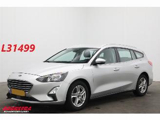 Vaurioauto  passenger cars Ford Focus 1.0 EcoBoost Hybrid Trend Edition Business Navi Clima Cruise Camera PDC 2020/9
