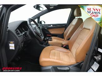 Volkswagen Golf Sportsvan 1.6 TDI Highline Leder Navi Clima Cruise Camera SHZ PDC AHK picture 13