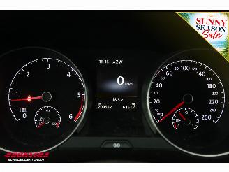 Volkswagen Golf Sportsvan 1.6 TDI Highline Leder Navi Clima Cruise Camera SHZ PDC AHK picture 17