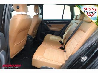 Volkswagen Golf Sportsvan 1.6 TDI Highline Leder Navi Clima Cruise Camera SHZ PDC AHK picture 14