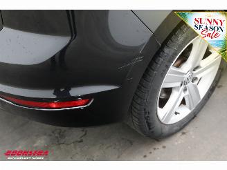 Volkswagen Golf Sportsvan 1.6 TDI Highline Leder Navi Clima Cruise Camera SHZ PDC AHK picture 6