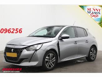 Damaged car Peugeot 208 1.2 Aut. PureTech Allure Pano Apple/Android Cruise Camera PDC 2019/12