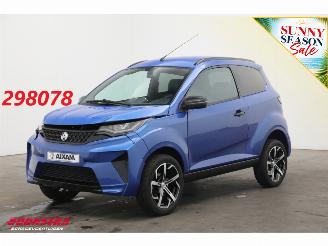 Vaurioauto  microcars Aixam  e Coupé Sport Leder Apple/Android Camera 2025/8