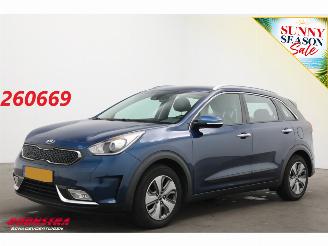 begagnad bil auto Kia Niro 1.6 GDi Hybrid DynamicLine Navi Clima Cruise Camera PDC 2019/4