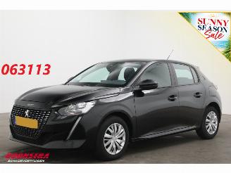 Vaurioauto  passenger cars Peugeot 208 1.2 PureTech Active Apple/Android Navi Airco Cruise 2023/8