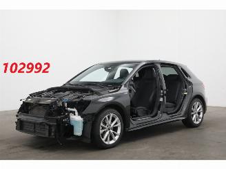 krockskadad bil auto Audi A3 Sportback 30 TFSI AUT S-Line edition Teilediebstahl ACC Clima Navi Virtual PDC 2025/5