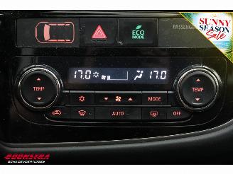 Mitsubishi Outlander 2.0 PHEV 4WD Limited Edition X-Line Schuifdak Leder Navi Clima Cruise Camera AHK picture 25