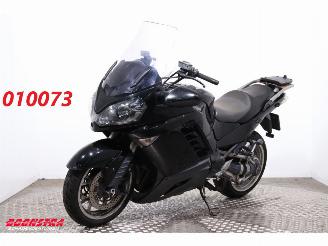 krockskadad bil motor Kawasaki CMX 450 1400 GTR ABS 2007/11