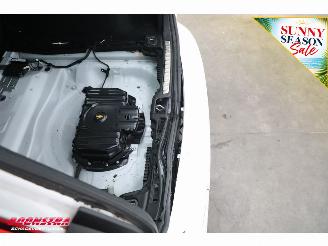 Volvo V-60 2.0 B3 AUT Essential Edition ACC Navi Clima Apple/Android Leder Virtual Camera PDC picture 8