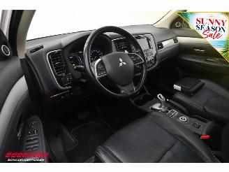 Mitsubishi Outlander 2.0 PHEV instyle 4WD Schuif/kantel Navi Clima Leder SHZ Camera PDC AHK picture 17