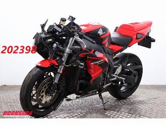 danneggiata motocicli Honda  CBR 1000RR Fireblade Leo Vince 26.807 km! 2006/4