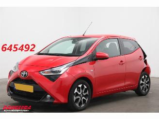 Unfallwagen Toyota Aygo 1.0 VVT-i x-joy 5-drs Bluetooth Clima Cruise 63.169 km! 2021/6