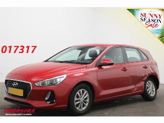 škoda osobní automobily Hyundai I-30 1.4 T-GDI Comfort Clima Cruise Apple/Android Camera PDC 44.536 km! 2017/3