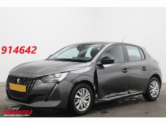 Vaurioauto  passenger cars Peugeot 208 1.2 PureTech Active Cruise Airco Apple/Android 2023/3