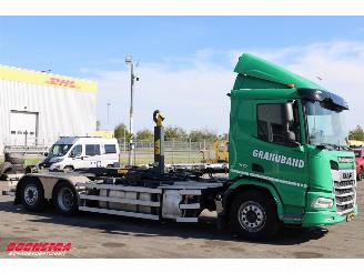DAF XD 450 6X2 Haakarm + HMF 3220K-RCS Kran 124.200 km! picture 2