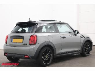 Mini Electric SE Yours 33 kWh Pano ACC Navi Clima SHZ Leder Apple/Android Camera PDC picture 3