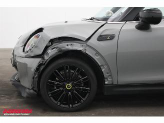 Mini Electric SE Yours 33 kWh Pano ACC Navi Clima SHZ Leder Apple/Android Camera PDC picture 11