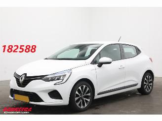 Unfallwagen Renault Clio 1.0 TCe Zen Airco PDC Cruise LMV Apple Carplay/Androidauto 2021/8