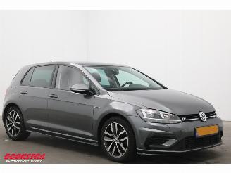 Volkswagen Golf 1.6 TDI Highline ACC Navi Clima SHZ LrHZ PDC picture 2