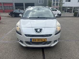 Voiture accidenté Peugeot 5008  2012/5