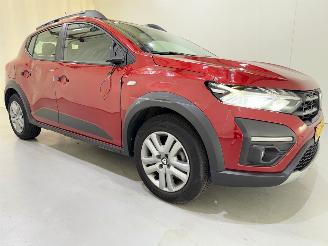 damaged passenger cars Dacia Sandero Stepway TCe 90 Comfort Navi/Clima 2021/7