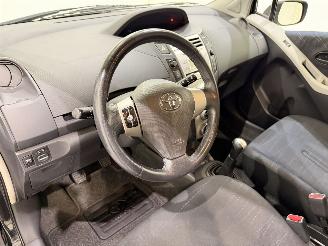 Toyota Yaris 1.3 VVT-i Sol Airco picture 8