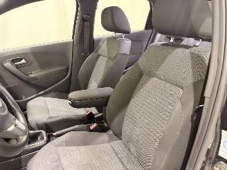 Volkswagen Polo HB 1.6 TDI Highline Navi picture 19