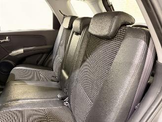Kia Sportage 2.0 Executive Clima picture 35