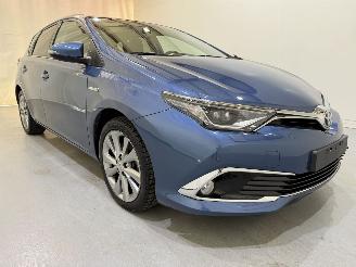 Schadeauto Toyota Auris HB 1.8 Hybrid Dynamic Aut. 2016/6