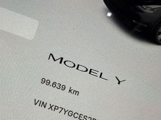Tesla Model Y Standard Range picture 21