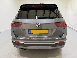 Volkswagen Tiguan 1.4 TSI Highline Aut6 Pano/Clima picture 52