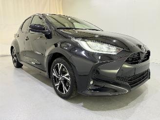 uszkodzony samochody osobowe Toyota Yaris HB 1.5 Hybrid Iconic 2024/3
