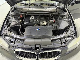 BMW 3-serie Sedan 318i Business Line Aut. picture 29