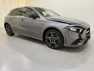 Mercedes A-klasse A 250 e PHEV AMG Line Night Edition picture 34