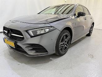 Mercedes A-klasse A 250 e PHEV AMG Line Night Edition picture 40