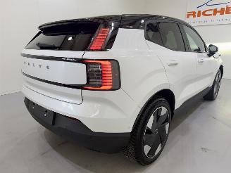 Volvo EX30 Single Extended Range Ultra 200kW picture 6
