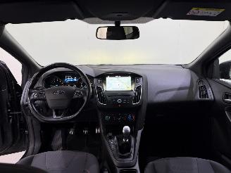 Ford Focus Wagon ST-Line 140 EcoBoost picture 9