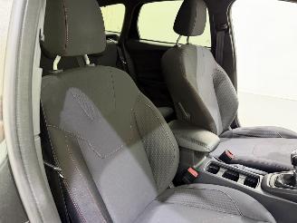 Ford Focus Wagon ST-Line 140 EcoBoost picture 19