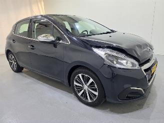 Unfallwagen Peugeot 208 1.2 PureTech Allure 5Drs 81Kw Bjr.2019 2019/3