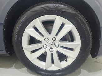 Volvo V-60 2.0 B4 Business Pro MHEV 145Kw picture 29