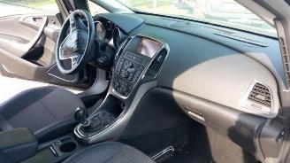 Opel Astra Astra J Sports Tourer (PD8/PE8/PF8), Combi, 2010 / 2015 1.7 CDTi 16V picture 11