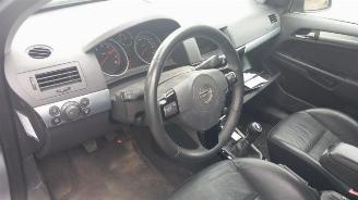Opel Astra Astra H (L48), Hatchback 5-drs, 2004 / 2010 1.6 16V picture 11