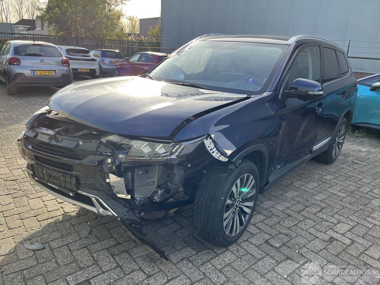 Mitsubishi Outlander 2.0 Limited Automaat 2WD